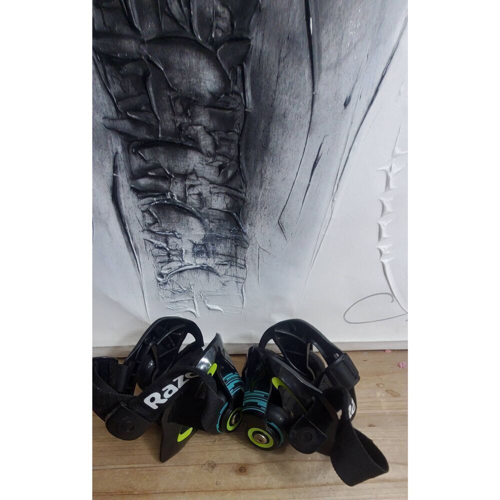 Razor Jetts heel skates